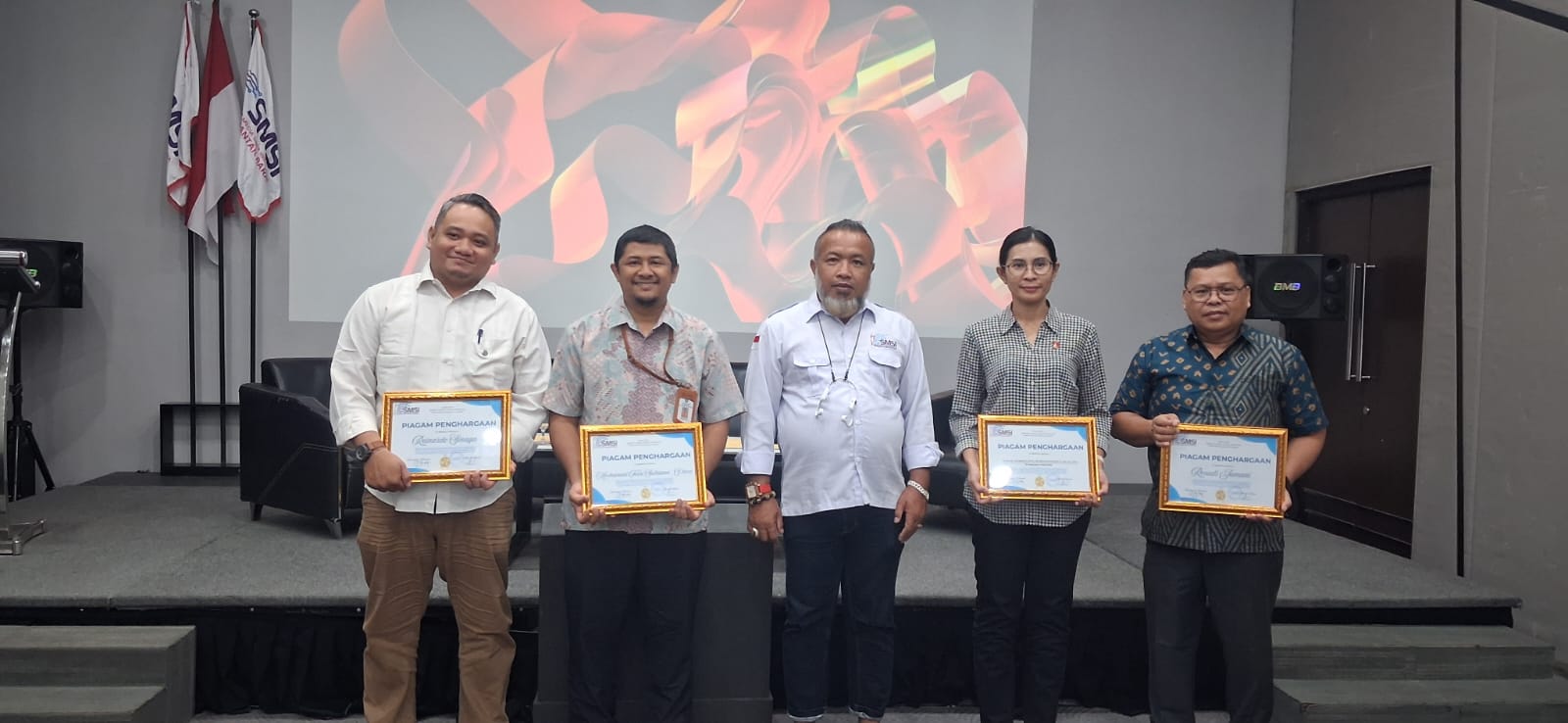 Literasi Digital Jadi Fokus FGD SMSI Kalbar di Pontianak