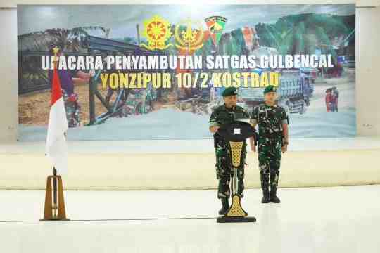 Yonzipur 10 Kostrad Selesaikan Misi Kemanusiaan, Kembali Aman ke Markas Malang FB_IMG_1771907988273.jpg
