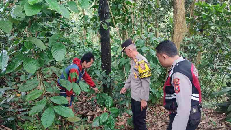 Tersembunyi di Rumpun Bambu – Bayi Baru Lahir Terbungkus Plastik Ditemukan Hidup di Parungkuda IMG-20260302-WA0029.jpg