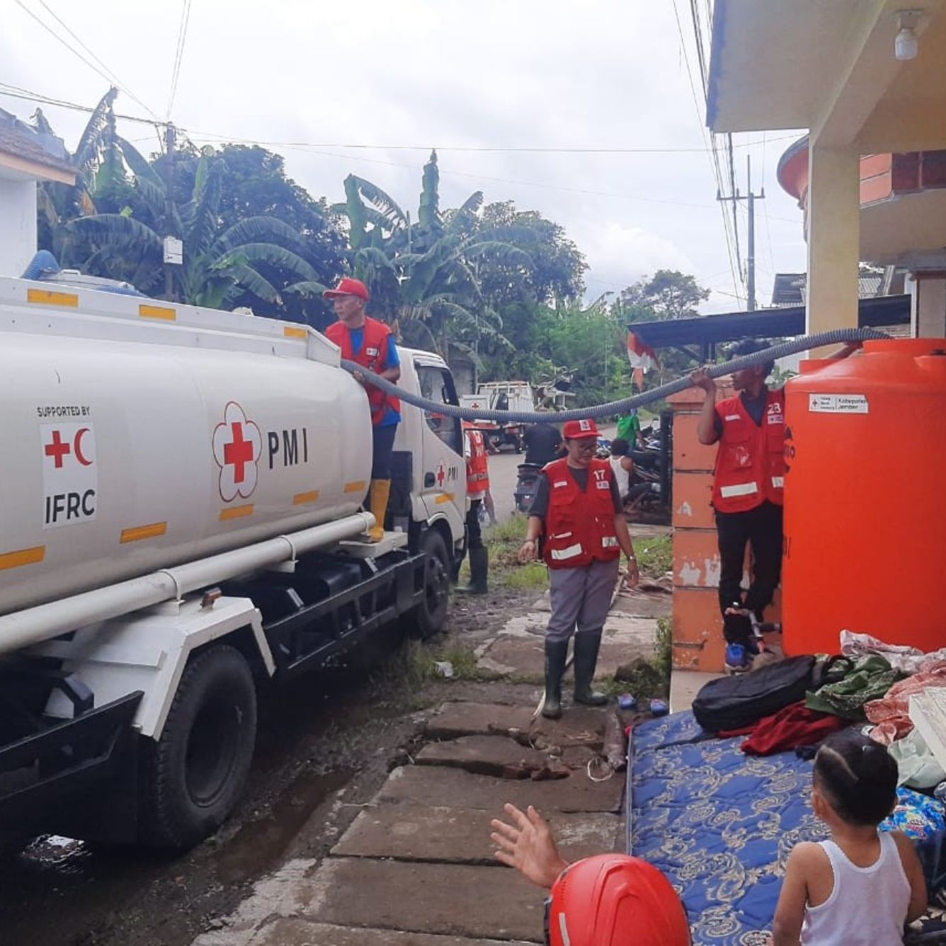 PMI Jember Perluas Distribusi ke Dua Desa di Rambipuji